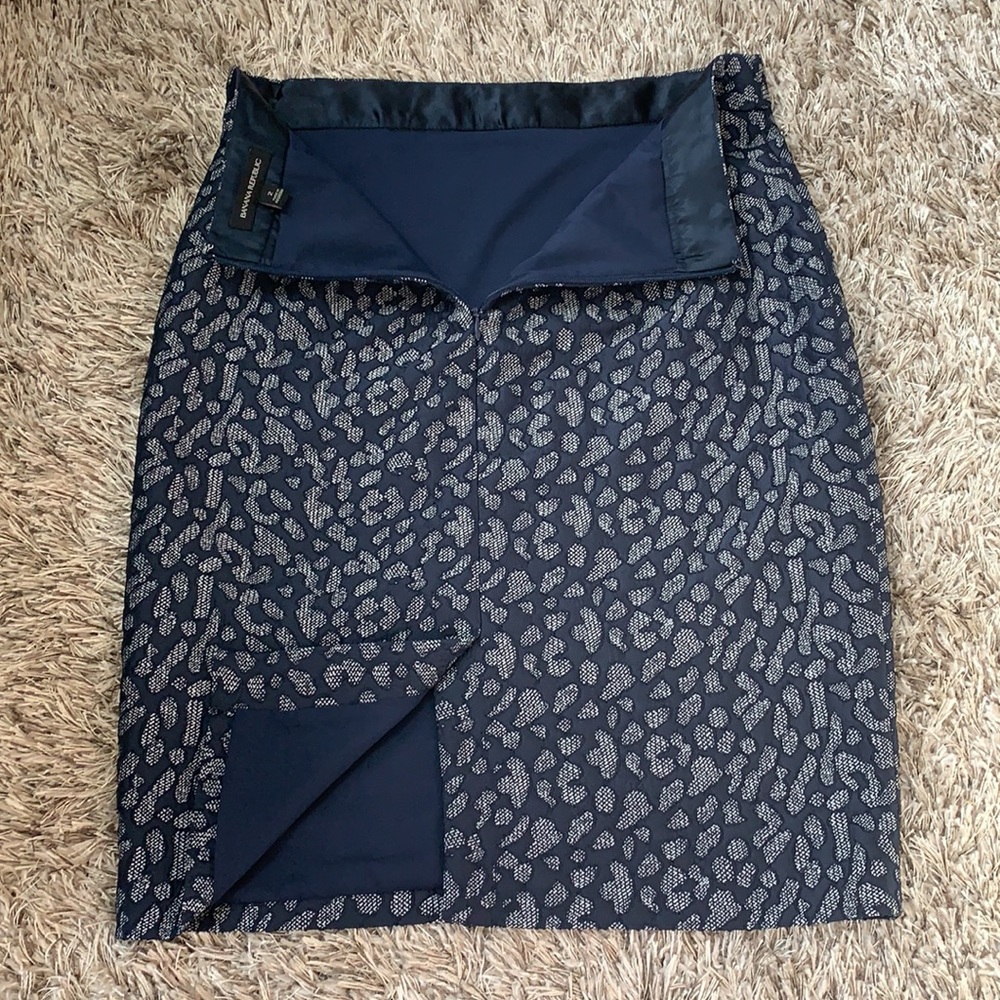 Banana Republic Skirt - Picture 6 of 9